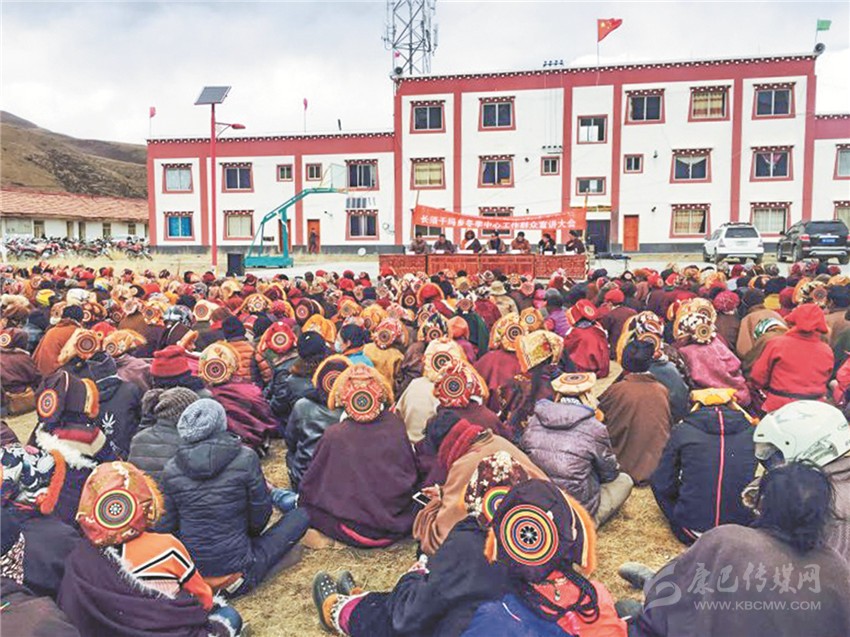 石渠縣開展“千人大下鄉(xiāng)” 、“千人大宣講”、“千人大走訪”活動掠影